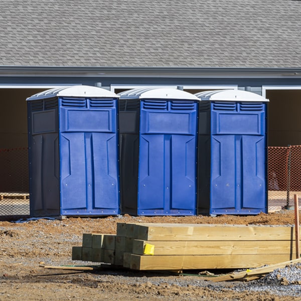 what is the maximum capacity for a single portable toilet in Linn